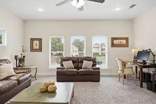 2719 Springwood Ln, Georgetown, TX 78628 - Photo 30