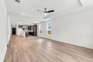 129 Adlai Ave, Georgetown, TX 78633 - Photo 6