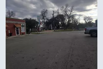 2304 E Cesar Chavez Street #B, Austin, TX 78702 - Photo 6