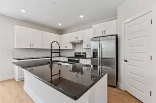 9311 Curious Squirrel St, Austin, TX 78744 - Photo 6