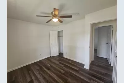 1401 Trinity Street, Lockhart, TX 78644 - Photo 12