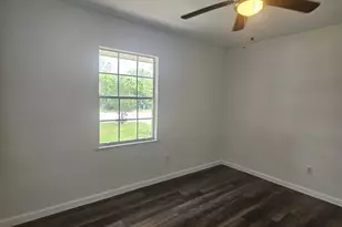 1401 Trinity St, Lockhart, TX 78644 - Photo 18