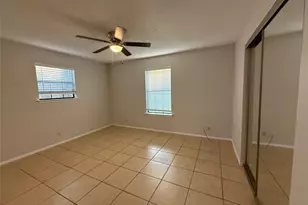 502-B Hedgewood Dr, Georgetown, TX 78628 - Photo 10