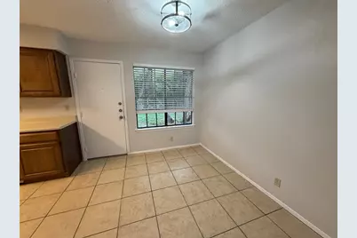 502-B Hedgewood Drive #B, Georgetown, TX 78628 - Photo 4