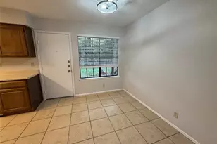 502-B Hedgewood Dr, Georgetown, TX 78628 - Photo 4