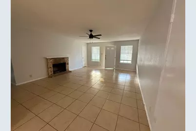 502-B Hedgewood Drive #B, Georgetown, TX 78628 - Photo 2