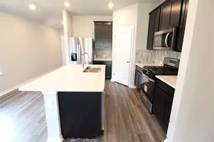 504 Dayspring Cv, Georgetown, TX 78628 - Photo 4