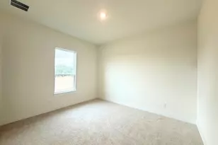 1517 Shelby Ln, Georgetown, TX 78628 - Photo 16