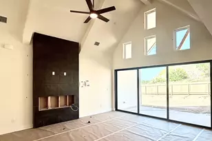 1517 Shelby Ln, Georgetown, TX 78628 - Photo 2