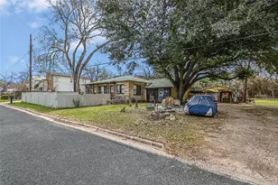 5405 Prock Ln, Austin, TX 78721 - Photo 4