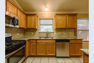14616 Springs Edge Drive, Austin, TX 78717 - Photo 10