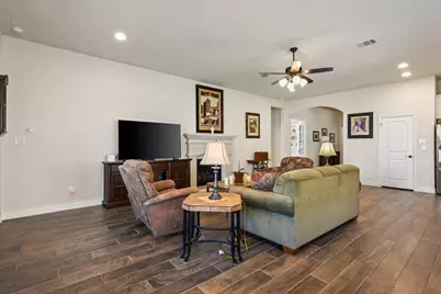 813 Cedar Lake Boulevard, Georgetown, TX 78633 - Photo 10