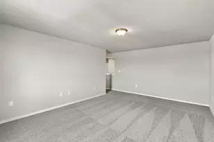 13801 Ryan Range Ln, Elgin, TX 78621 - Photo 24