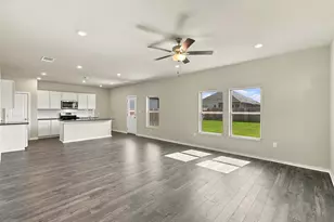 13801 Ryan Range Ln, Elgin, TX 78621 - Photo 16