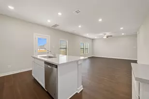 13801 Ryan Range Ln, Elgin, TX 78621 - Photo 6