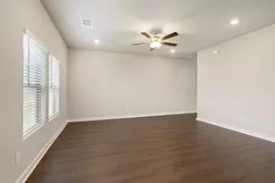 13801 Ryan Range Ln, Elgin, TX 78621 - Photo 8