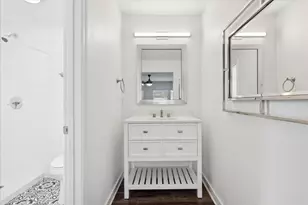 604 Pressler St, Austin, TX 78703 - Photo 36