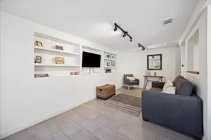 604 Pressler St, Austin, TX 78703 - Photo 30