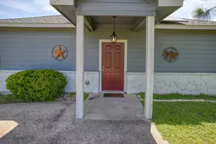 569 McAllister Rd, Bastrop, TX 78602 - Photo 20