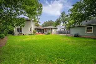 1311 Kent Ln, Austin, TX 78703 - Photo 34