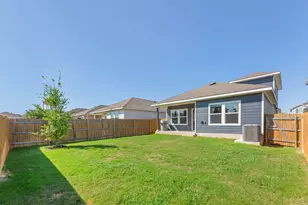 209 Ehrlich St, Kyle, TX 78640 - Photo 38