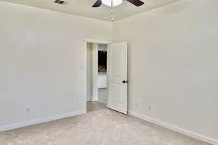 4718 Madrid Dr, Georgetown, TX 78628 - Photo 10