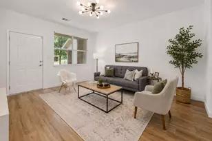 512 Eberhart Ln, Austin, TX 78745 - Photo 4
