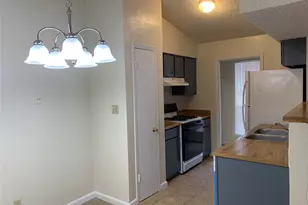 10447 Doc Holliday Trail, Austin, TX 78753 - Photo 4