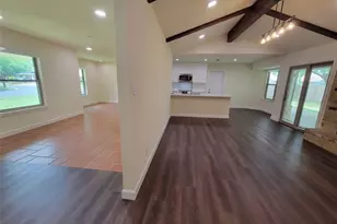 8709 Donna Gail Dr, Austin, TX 78757 - Photo 4