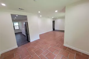 8709 Donna Gail Dr, Austin, TX 78757 - Photo 6