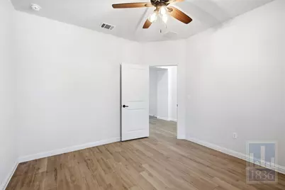 8309 Greyhawk Cove, Austin, TX 78744 - Photo 4