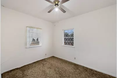 604 N 3rd Street, Thorndale, TX 76577 - Photo 4