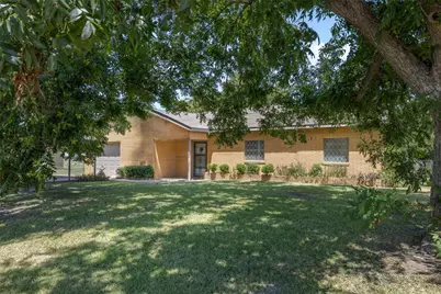 604 N 3rd Street, Thorndale, TX 76577 - Photo 1