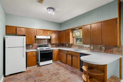 604 N 3rd Street, Thorndale, TX 76577 - Photo 8
