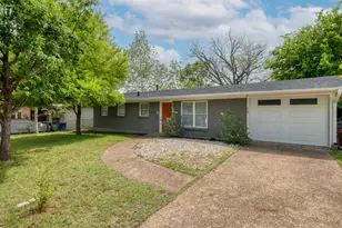 1413 Berkshire Dr, Austin, TX 78723 - Photo 2