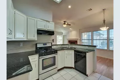 11100 Sierra Montana, Austin, TX 78759 - Photo 14