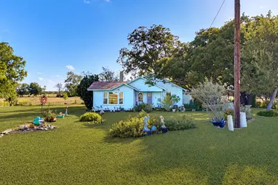 616 Lay Road, Lockhart, TX 78644 - Photo 2
