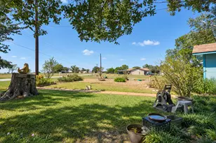 616 Lay Rd, Lockhart, TX 78644 - Photo 2
