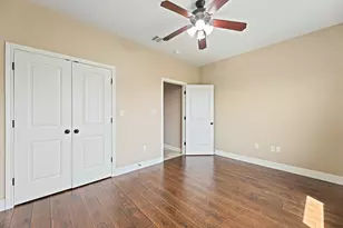 608 Jake Dr, Jarrell, TX 76537 - Photo 36