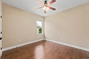608 Jake Dr, Jarrell, TX 76537 - Photo 32