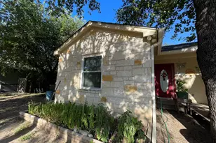 652 Pecan Ln, Cottonwood Shores, TX 78657 - Photo 18