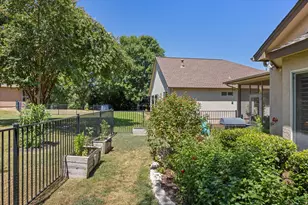 120 Nolan Dr, Georgetown, TX 78633 - Photo 32
