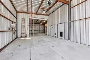 308 S Dalton St, Bartlett, TX 76511 - Photo 6