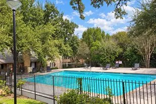 2005 Browning Dr, Austin, TX 78752 - Photo 10