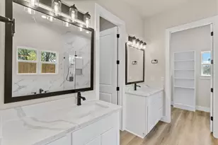 106 Double Cir, Burnet, TX 78611 - Photo 22
