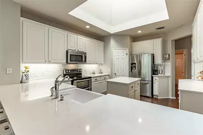 1618 Sundown Drive, Austin, TX 78738 - Photo 6