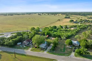 6071 FM713, Dale, TX 78616 - Photo 20
