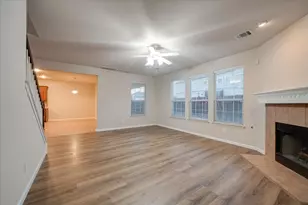 185 Hometown Pkwy, Kyle, TX 78640 - Photo 8