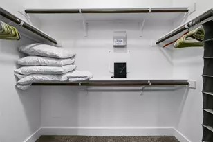 7714 Easy Wind Dr, Austin, TX 78757 - Photo 16