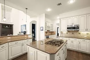 121 Burgess Ln, Austin, TX 78738 - Photo 12